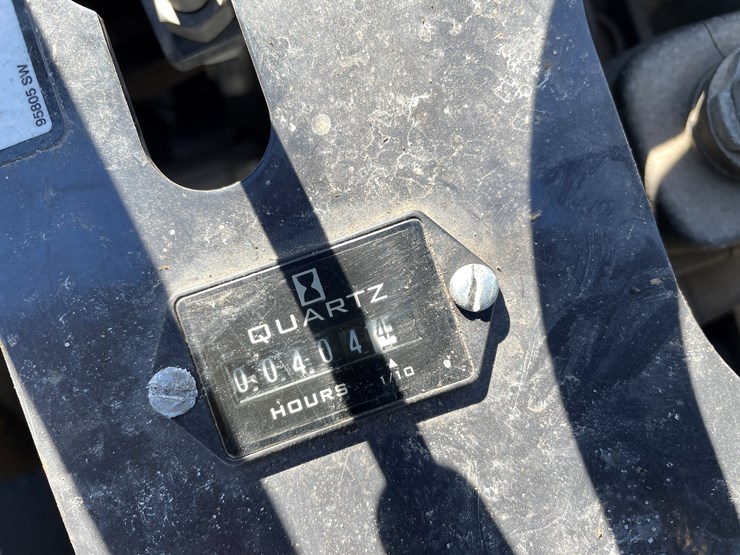 2024-bobcat-mt100-image-34