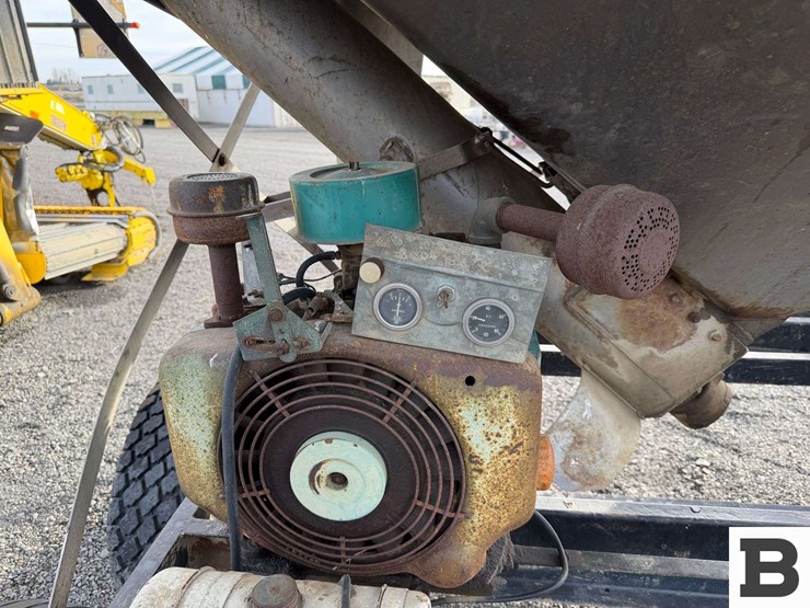 willmar-seed-tender-trailer-image-17