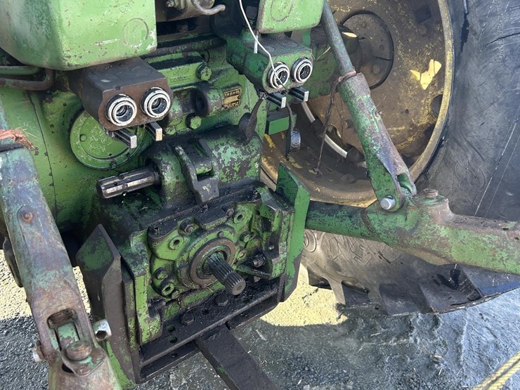 john-deere-4020-image-5