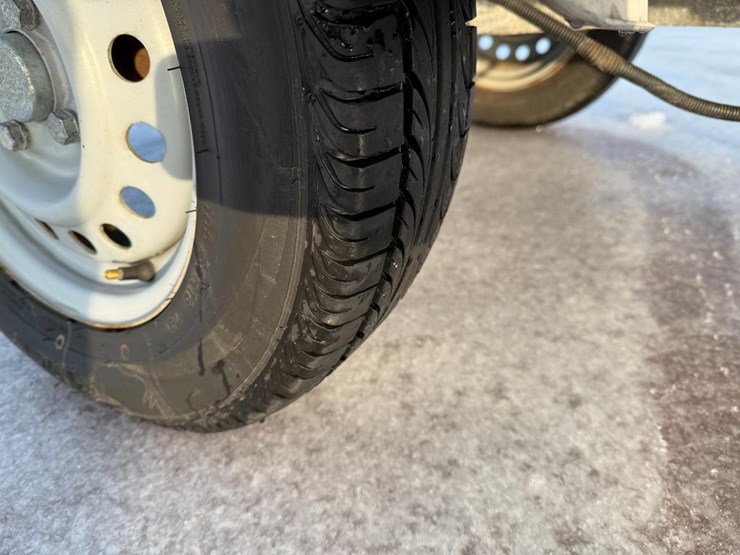 #107-•-lot-107-image-16