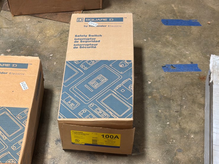 #102-•-square-d-safety-switch-image-1