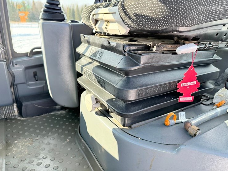 2016-volvo-l35g-image-47