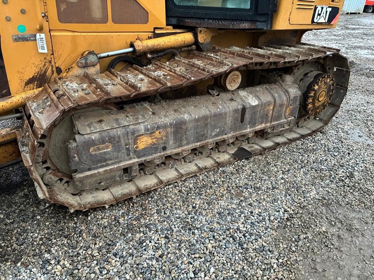 caterpillar-d5k-xl-image-11