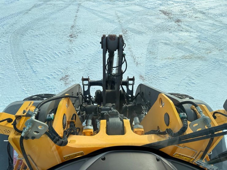 2015-volvo-l90g-image-79