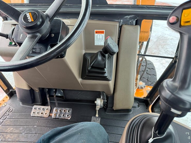 case-570n-xt-image-43