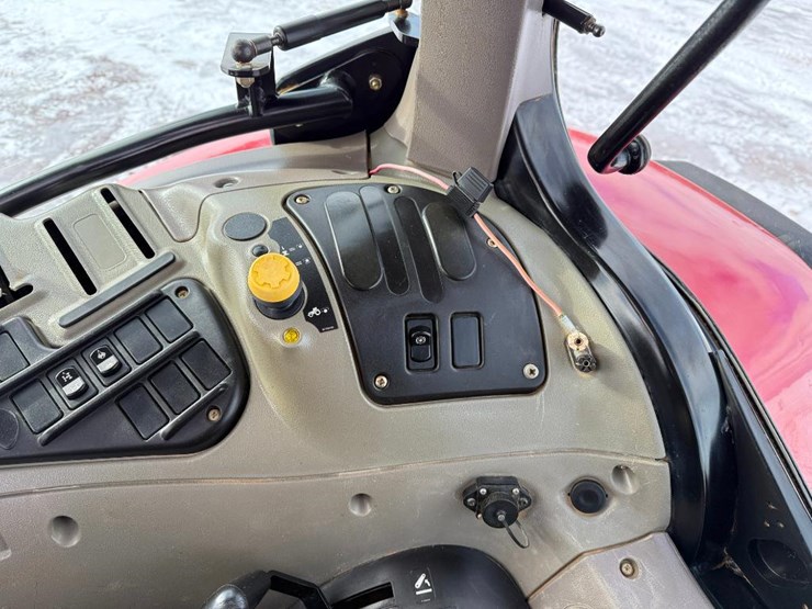 case-ih-maxxum-125-image-60