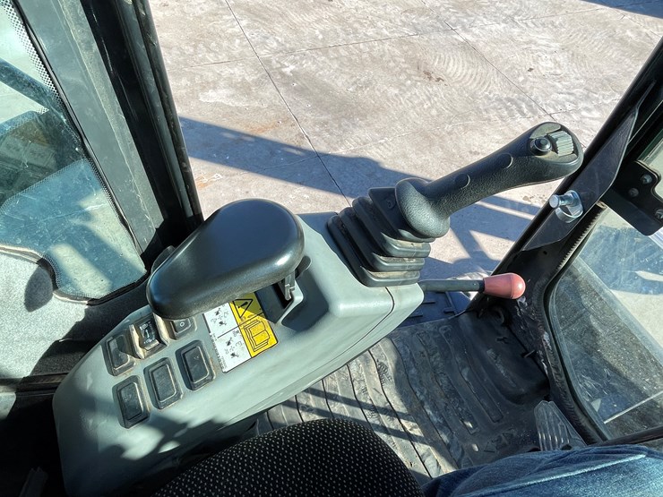 2021-bobcat-e50-image-53