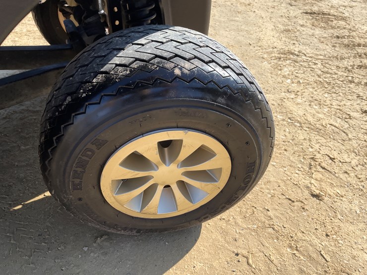 #204-•-2020-ez-go-rxv-electric-golf-cart-image-42