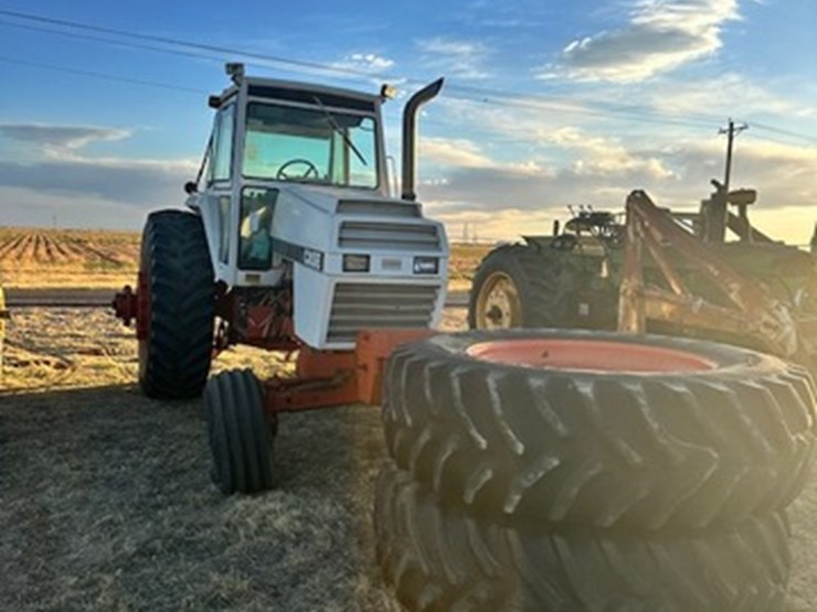 case-2590-tractor-image-1