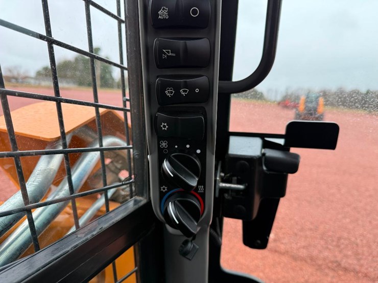 case-sv280b-image-35