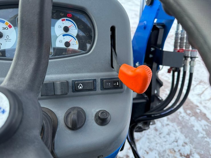 2023-new-holland-workmaster-60-image-53