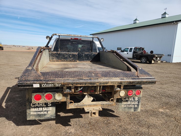 2009-gmc-3500-image-10