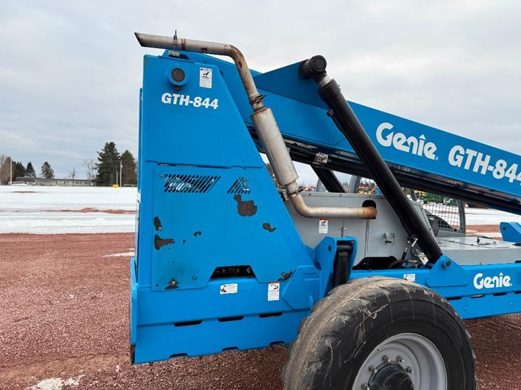 2006-deere-tires-image-18