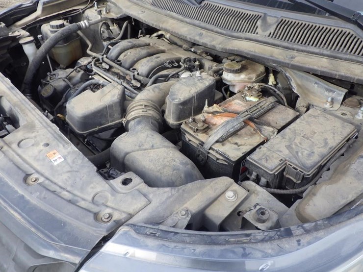 2016-ford-explorer-image-10