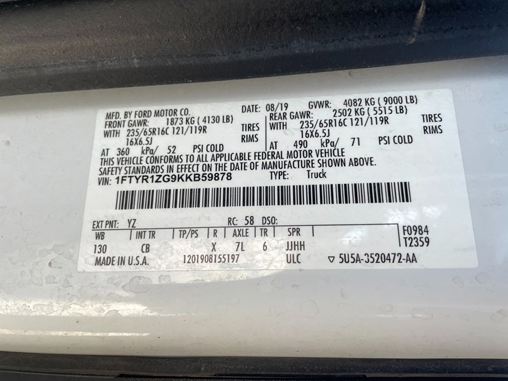 2019-ford-transit-image-115