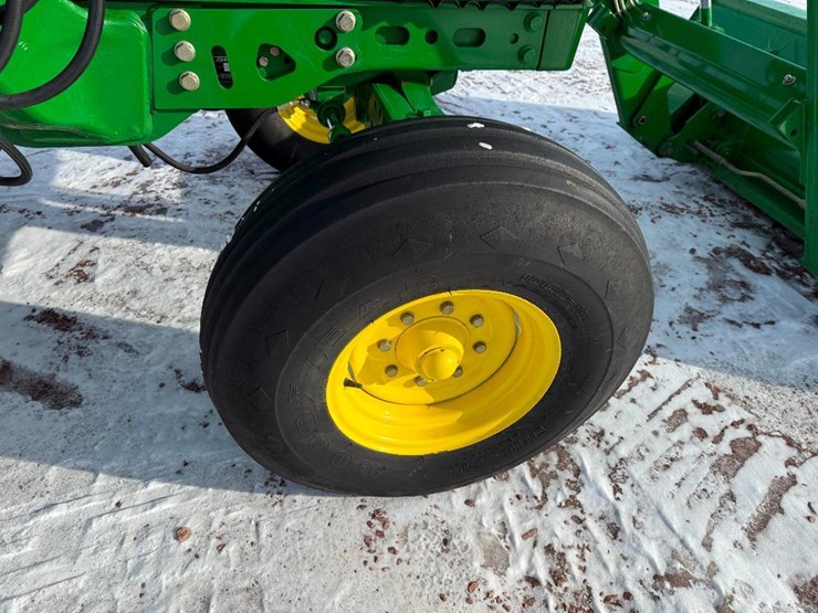 john-deere-6415-image-11