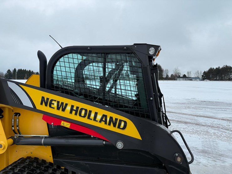 2023-new-holland-c334-image-23