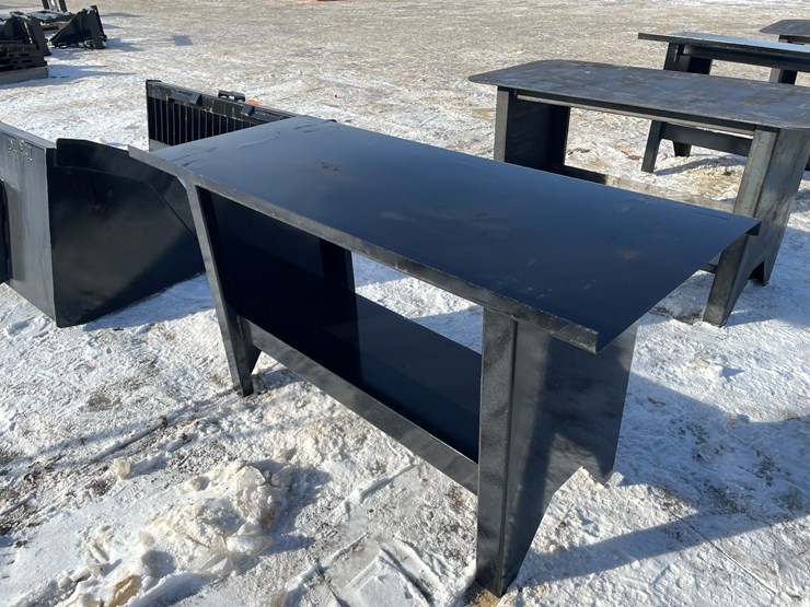 #2529-•-new-kc-60"-metal-work-bench-image-3
