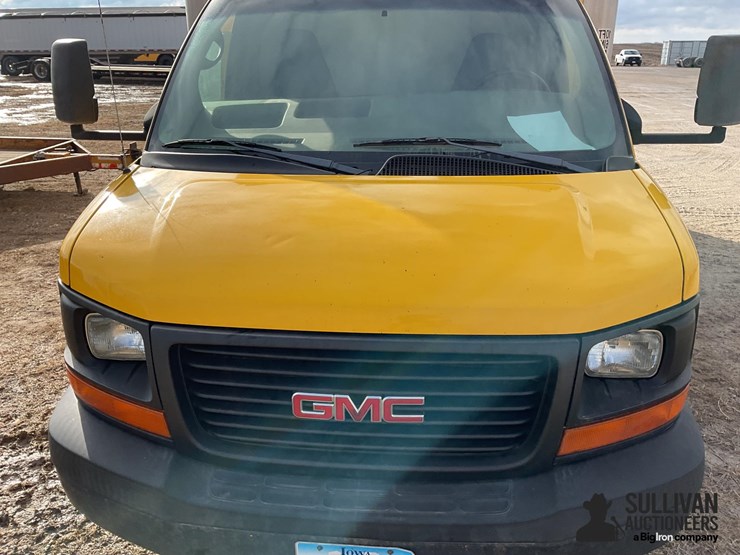 2006-gmc-3500-image-10