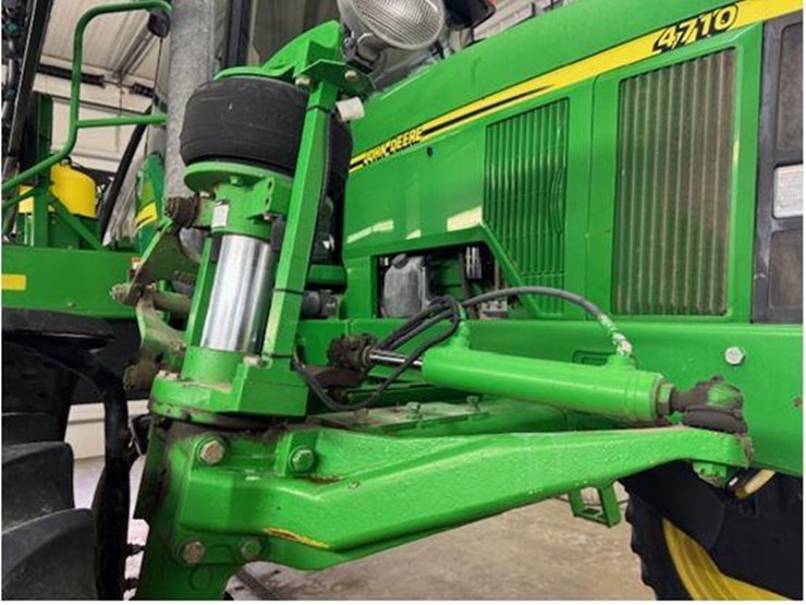 2004-john-deere-4710-image-94