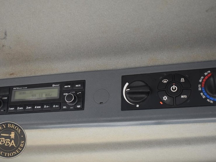 2016-hyundai-hl955-image-50