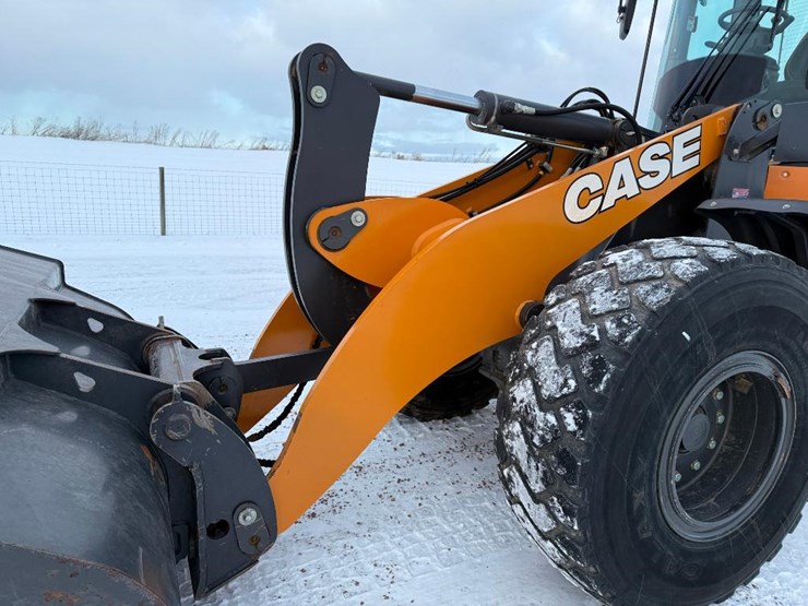 2023-case-621g-xr-image-42