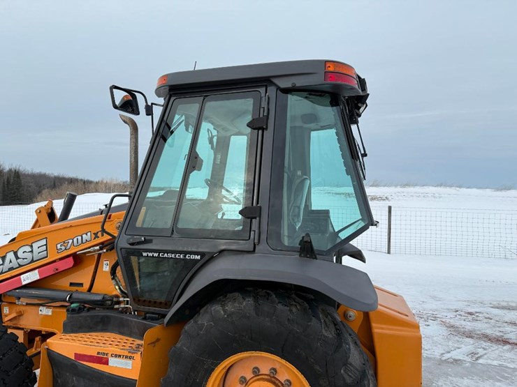 case-570n-xt-image-20