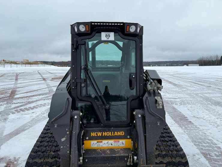 2023-new-holland-c334-image-16