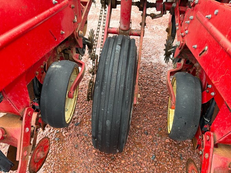 #74-•-lot-74-image-13