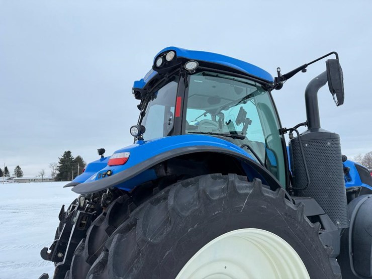 new-holland-t8.320-image-25