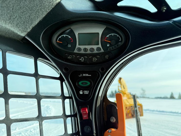 2020-bobcat-s450-image-38