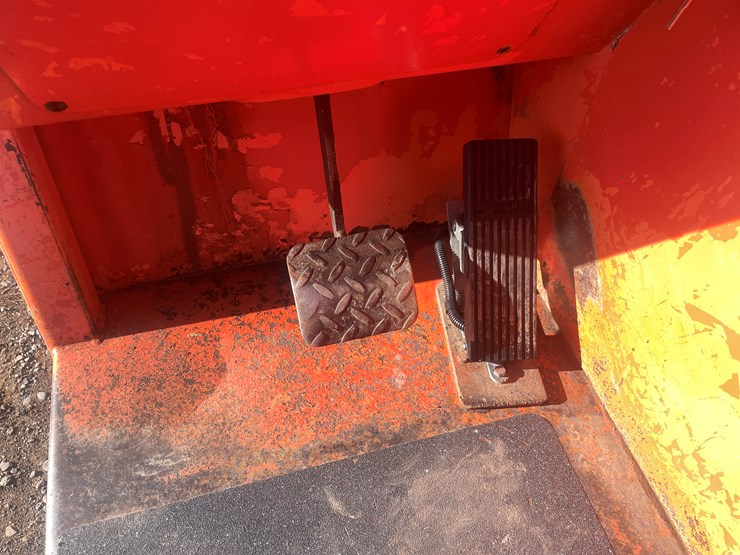 2005-sky-trak-8042-image-14