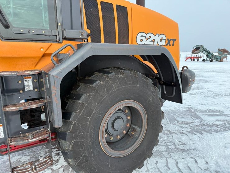 2019-case-621g-xt-image-12