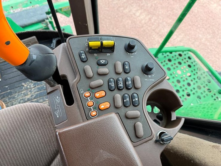 john-deere-9860-sts-image-93
