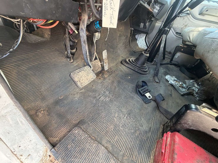 1999-international-4700-image-21