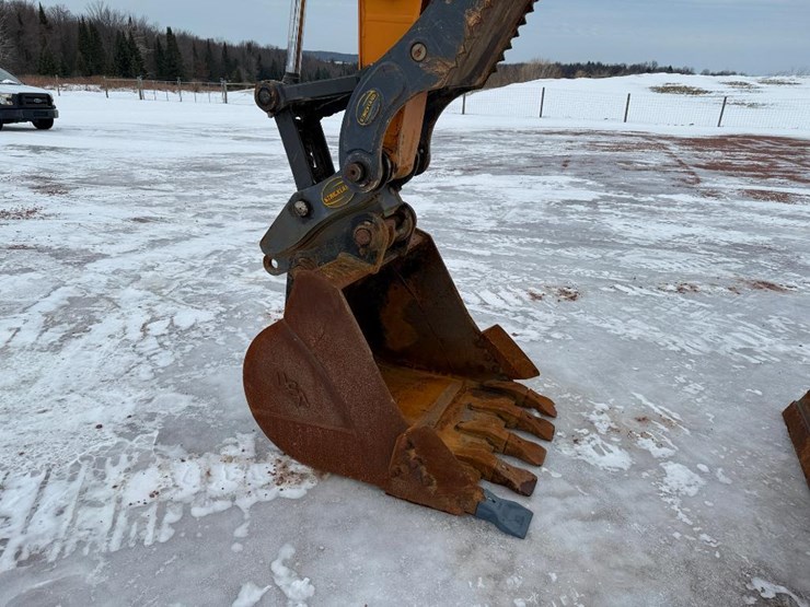 case-cx145dsr-image-42