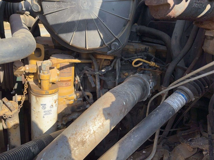 2002-ford-f650-image-11