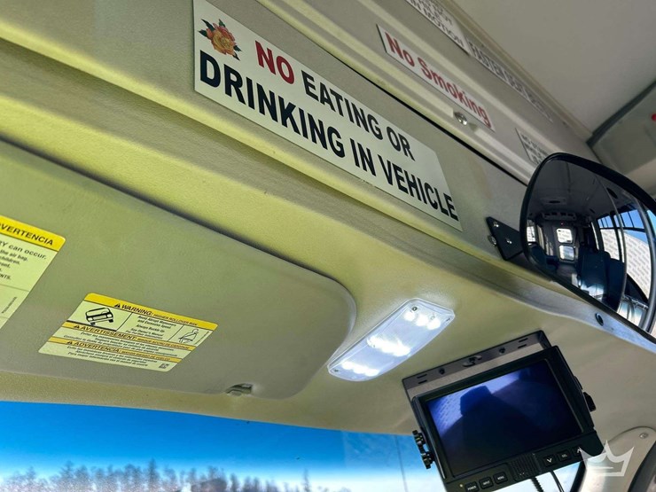 2018-ford-e450-image-19