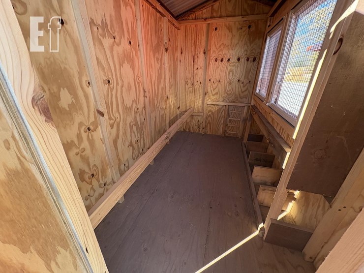 5x8-chicken-coop-image-5