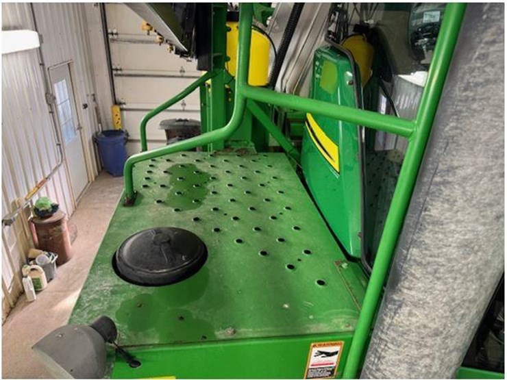 2004-john-deere-4710-image-33