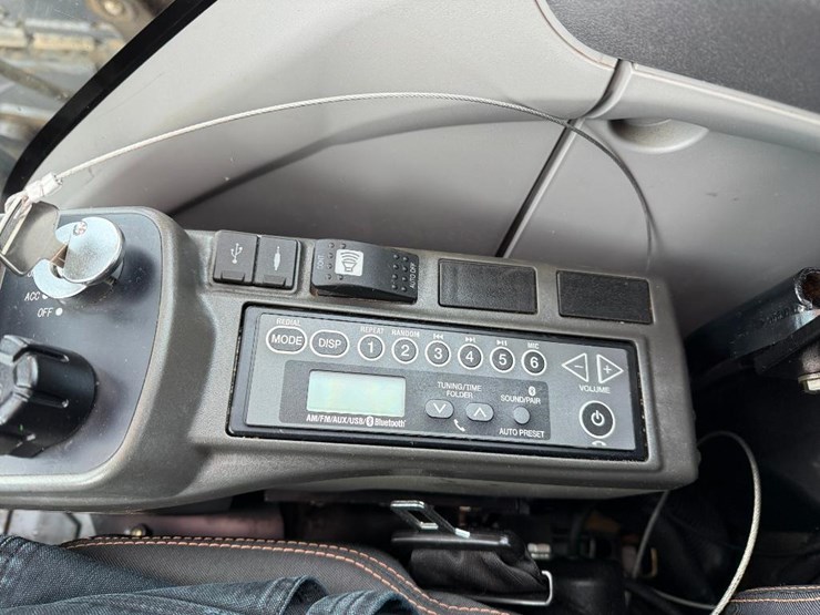 case-cx145dsr-image-59