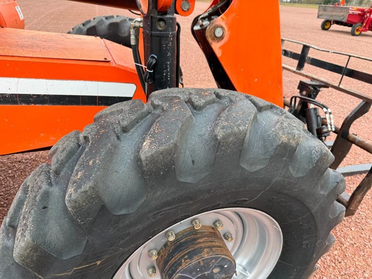 2006-sky-trak-8042-image-8