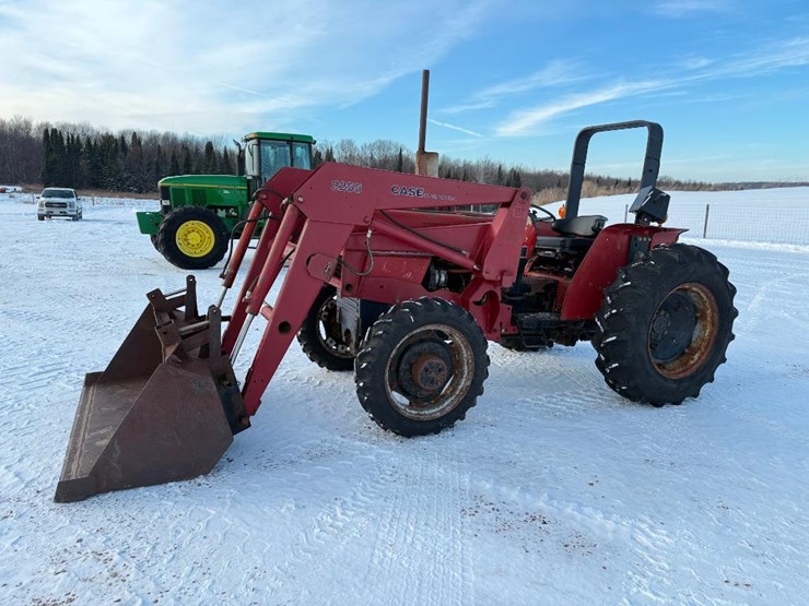 case-ih-485-image-1