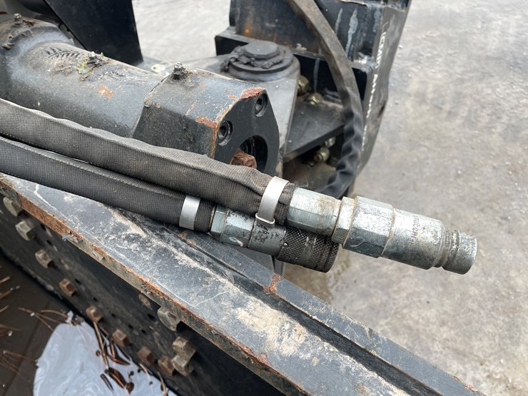 #165-•-cmp-36"-excavator-angle-bucket-image-5