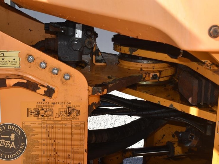 2016-hyundai-hl955-image-18