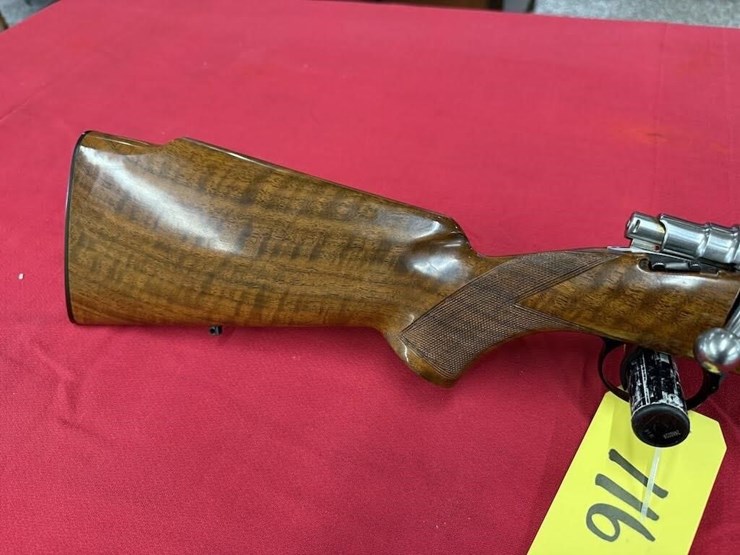 browning-safari-grade-30-06-caliber-rifle-image-3