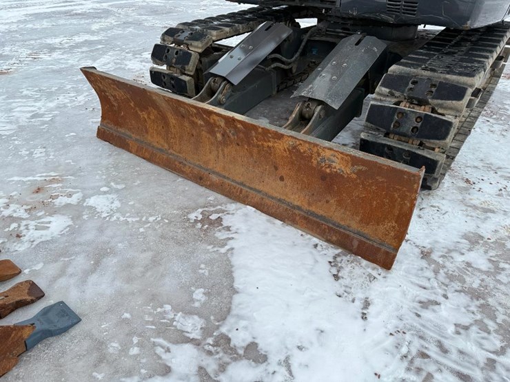 case-cx145dsr-image-30