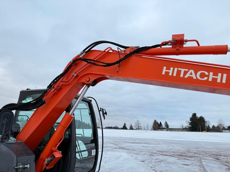 hitachi-zx75us-5-image-29