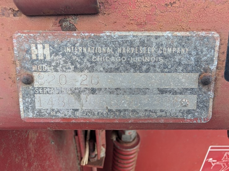 international-820-image-9