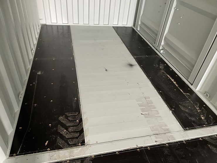 #401-•-40'-high-cube-multi-door-shipping-container-image-14